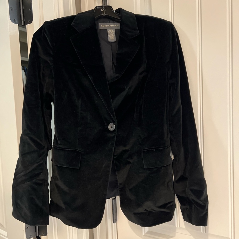 Women’s J. Crew Blazer - Size 4 - Black Velvet